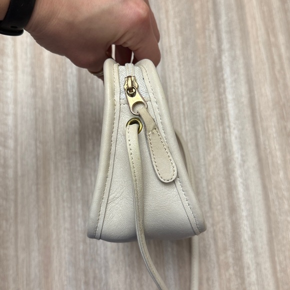 Coach Vintage 90’s Mini Hadley Bag in White Leather #0026-304 Shoulder/Crossbody - Picture 11 of 16